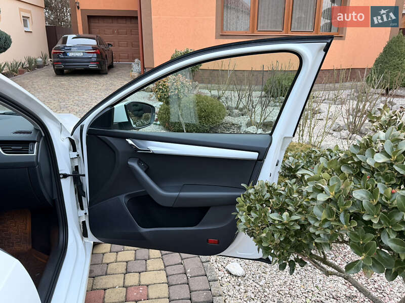 Лифтбек Skoda Octavia 2018 в Мукачево фото 22 Лифтбек Skoda Octavia 2018 в Мукачево