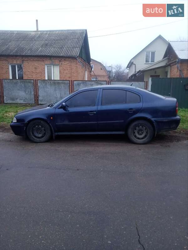 Лифтбек Skoda Octavia 1998 в Житомире