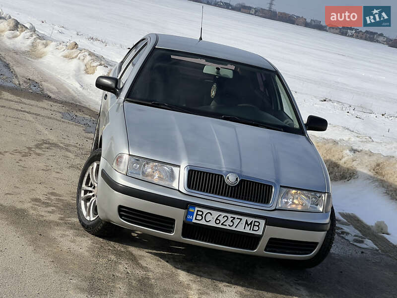 Лифтбек Skoda Octavia 2002 в Стрые фото 3 Лифтбек Skoda Octavia 2002 в Стрые
