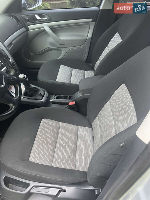 Универсал Skoda Octavia 2013 в Ужгороде