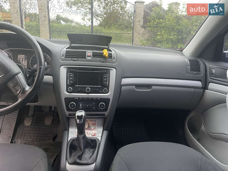 Универсал Skoda Octavia 2013 в Ужгороде