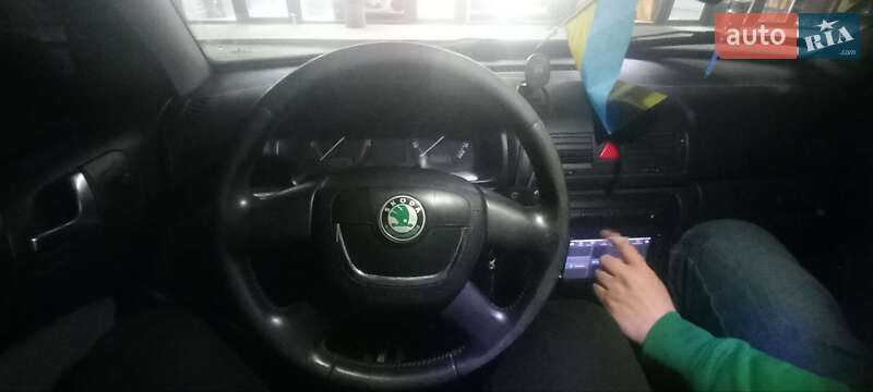 Ліфтбек Skoda Octavia 2005 в Павлограді