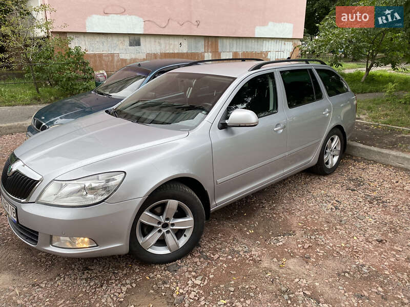 Skoda Octavia 2012 Skoda Octavia 2012