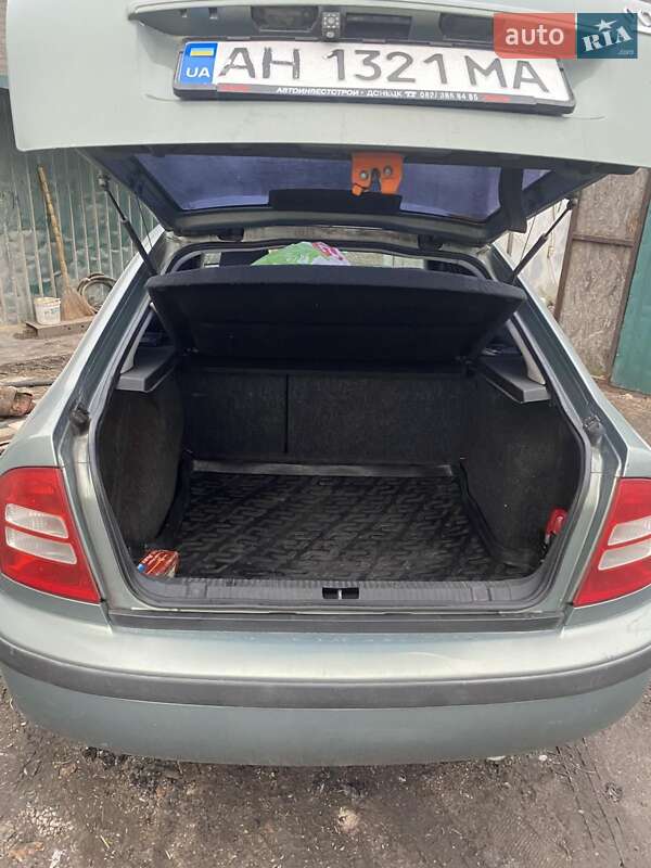 Ліфтбек Skoda Octavia 2002 в Першотравенську