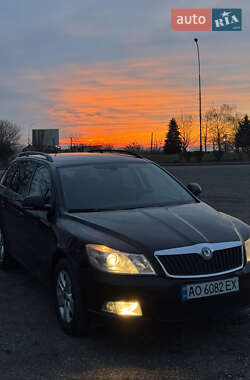 Універсал Skoda Octavia 2012 в Ужгороді