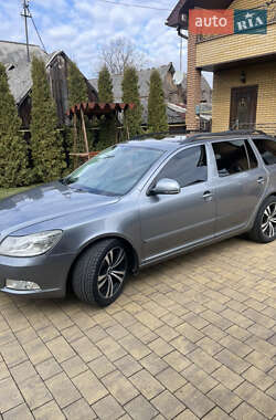 Универсал Skoda Octavia 2012 в Добрянском