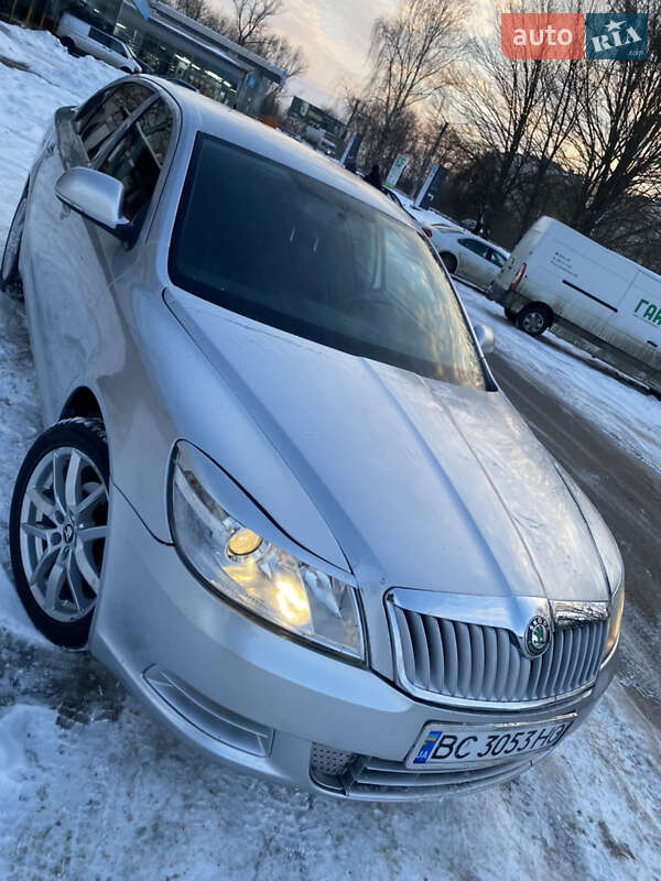 Skoda Octavia 2012 Skoda Octavia 2012