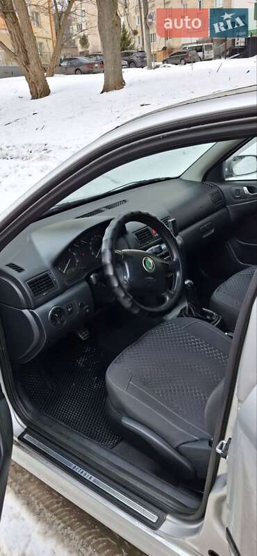 Лифтбек Skoda Octavia 2003 в Хмельницком