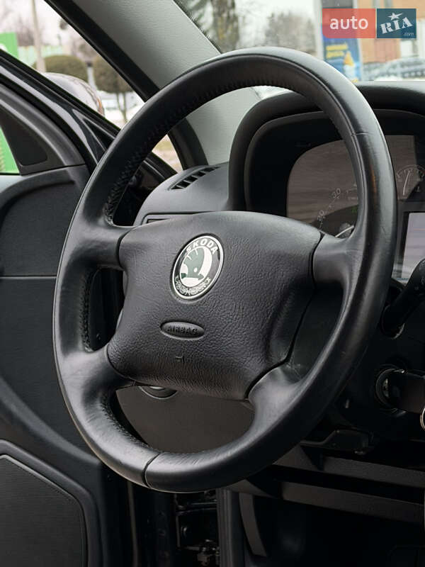 Универсал Skoda Octavia 2006 в Лубнах