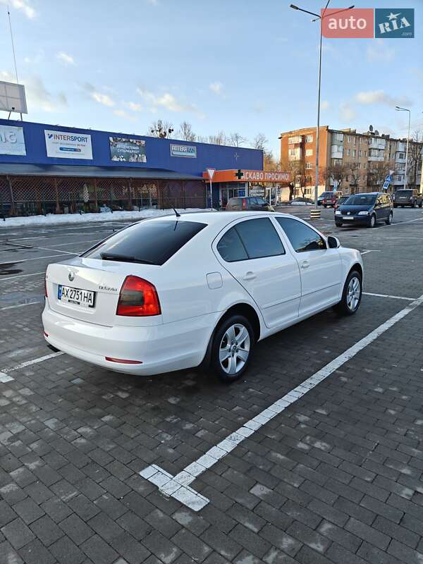 Лифтбек Skoda Octavia 2012 в Калуше