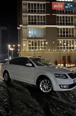 Лифтбек Skoda Octavia 2015 в Хмельницком