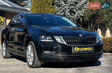 Лифтбек Skoda Octavia 2018 в Львове