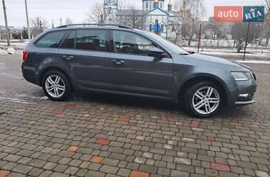 Універсал Skoda Octavia 2018 в Нововолинську