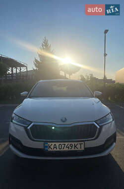 Ліфтбек Skoda Octavia 2023 в Києві