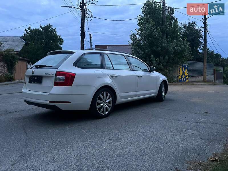 Универсал Skoda Octavia 2019 в Киеве