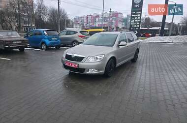 Універсал Skoda Octavia 2009 в Луцьку