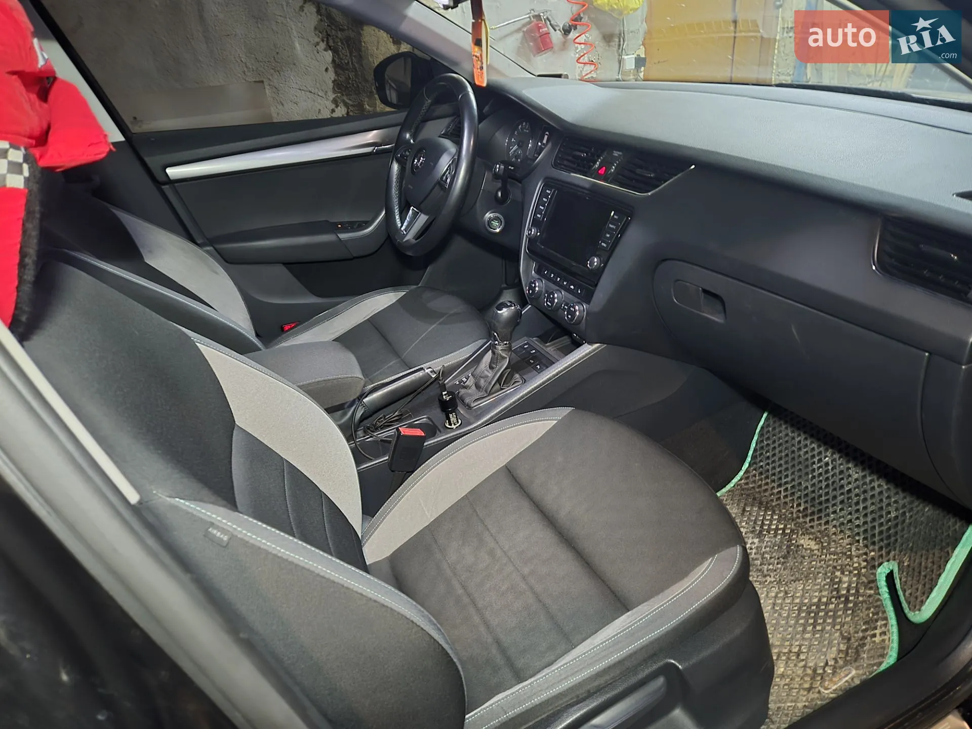2016 Skoda Octavia - мініатюра 20