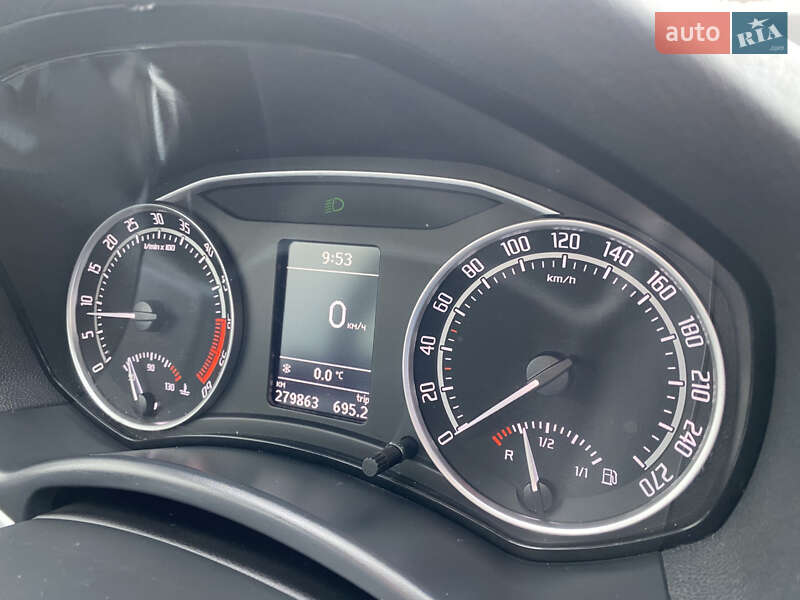 Универсал Skoda Octavia 2011 в Ровно