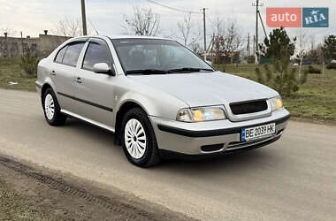 Лифтбек Skoda Octavia 2000 в Одессе