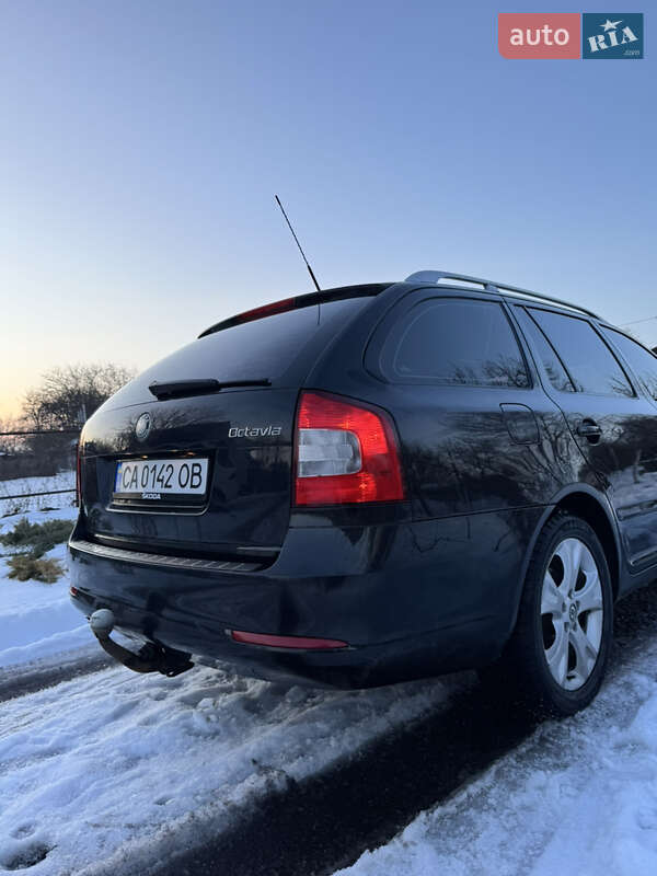 Универсал Skoda Octavia 2010 в Семеновке
