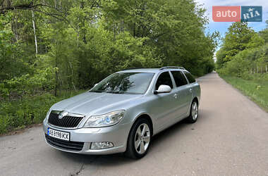 Универсал Skoda Octavia 2010 в Виннице