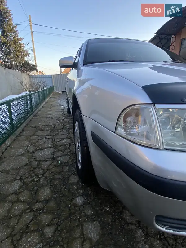 Skoda Octavia 2006 VIN TMBDK41U36B063997 фото оголошення 4 з 48