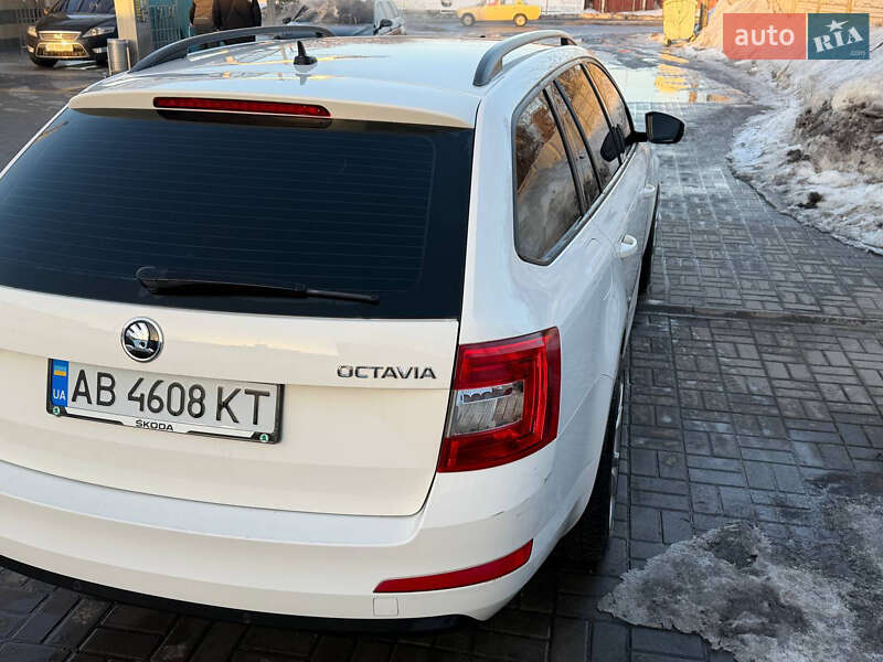 Универсал Skoda Octavia 2016 в Казатине