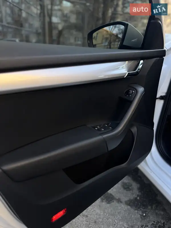 Skoda Octavia 2014 VIN TMBJJ7NE1E0135607 фото оголошення 98 з 142