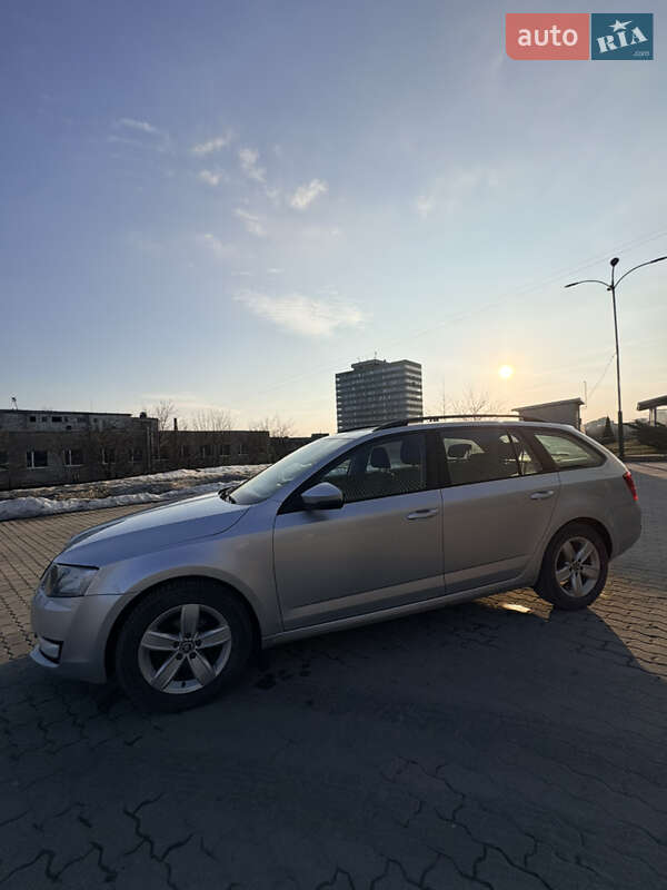 Универсал Skoda Octavia 2016 в Львове