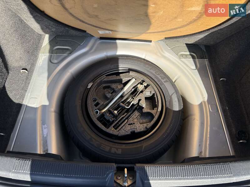 Универсал Skoda Octavia 2012 в Сарнах