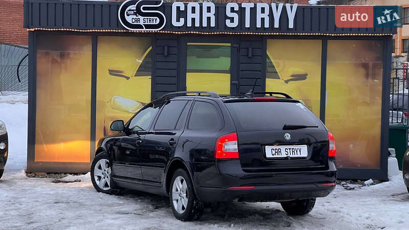 Универсал Skoda Octavia 2011 в Стрые