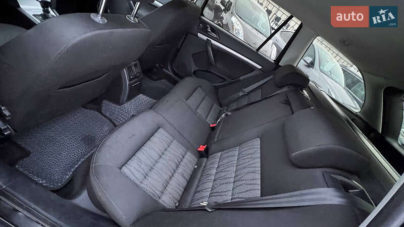 Универсал Skoda Octavia 2011 в Стрые