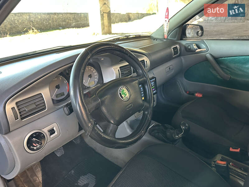 Лифтбек Skoda Octavia 1998 в Мукачево