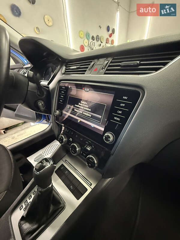 Универсал Skoda Octavia 2019 в Луцке