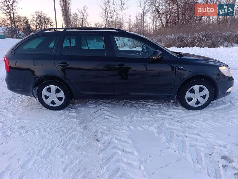 Универсал Skoda Octavia 2012 в Березане