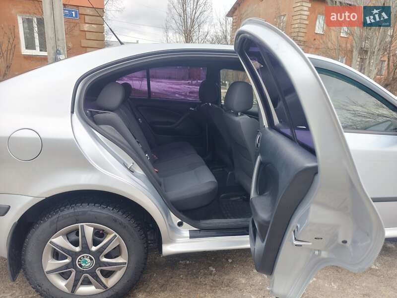 Лифтбек Skoda Octavia 2009 в Харькове