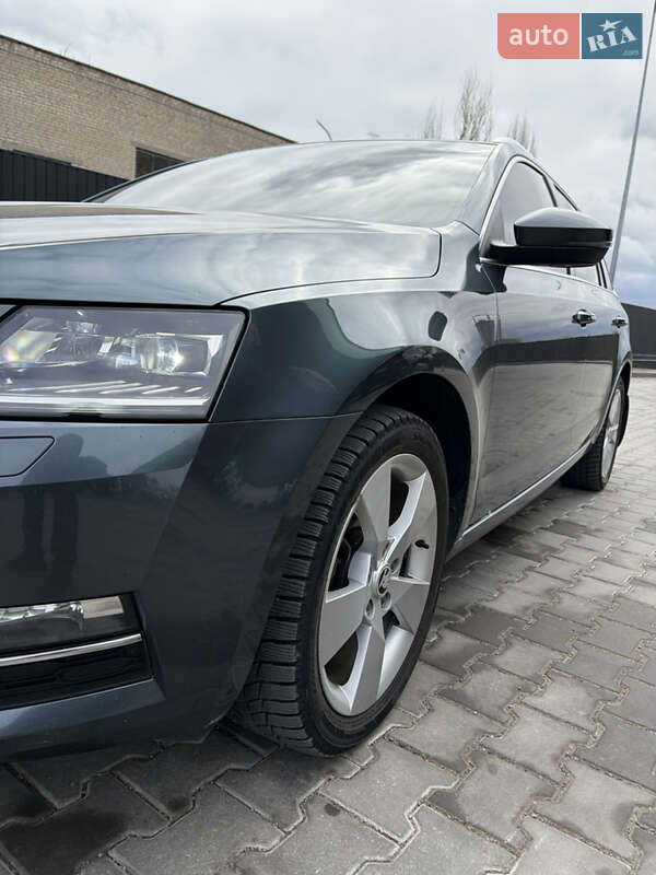 Универсал Skoda Octavia 2019 в Днепре