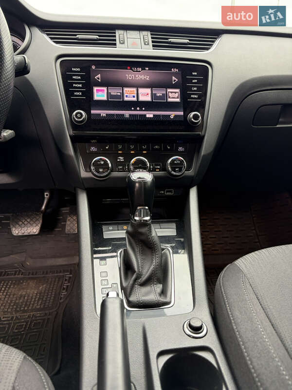 Универсал Skoda Octavia 2019 в Днепре