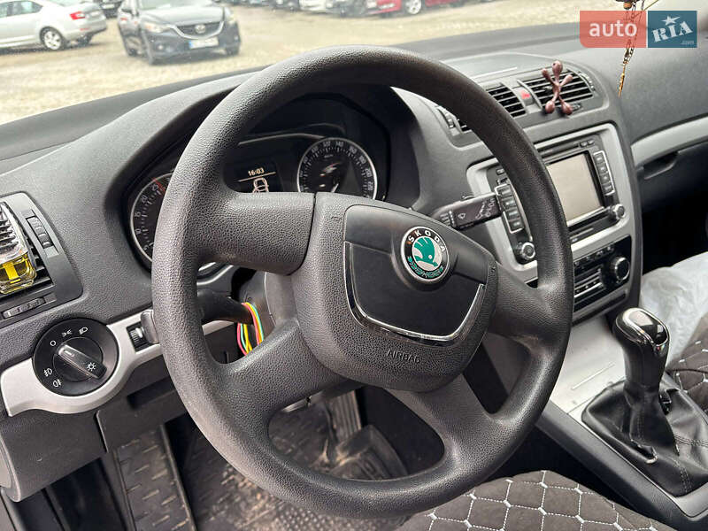 Универсал Skoda Octavia 2012 в Львове фото 12 Универсал Skoda Octavia 2012 в Львове