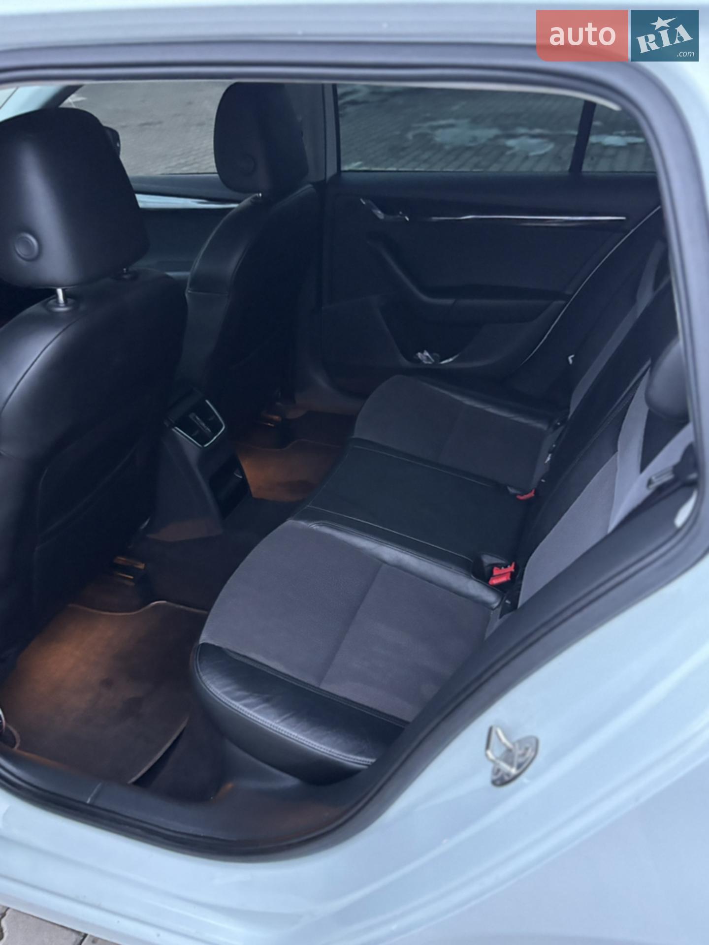 2017 Skoda Octavia - мініатюра 32
