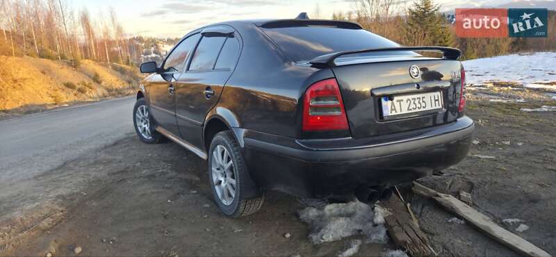 Лифтбек Skoda Octavia 2008 в Буковеле