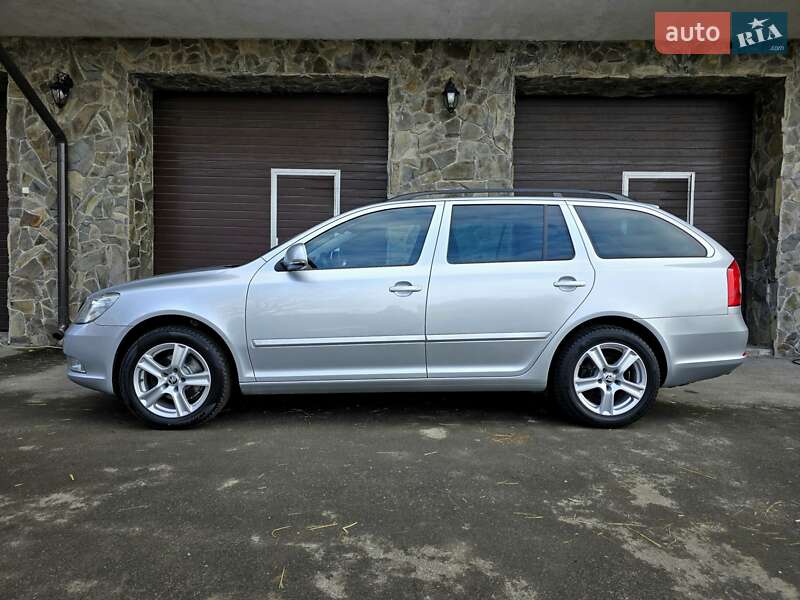 Универсал Skoda Octavia 2010 в Владимире