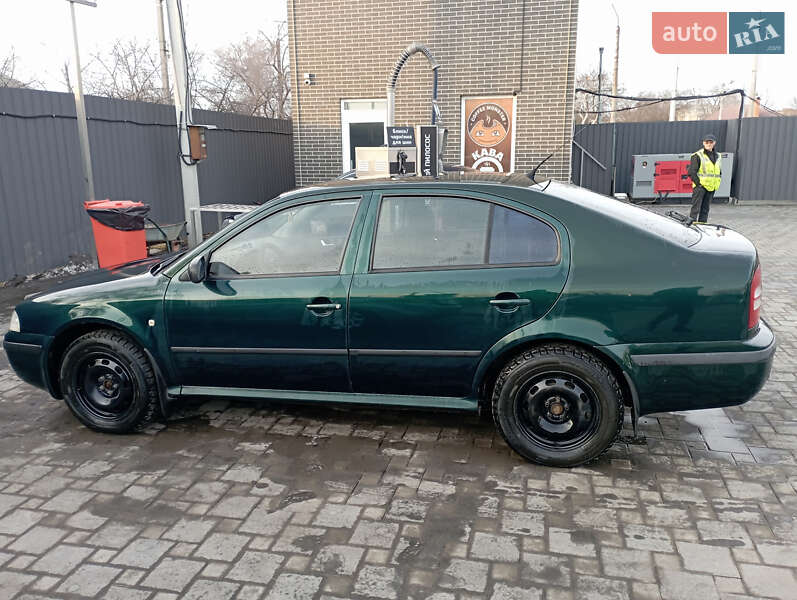 Лифтбек Skoda Octavia 2002 в Полтаве