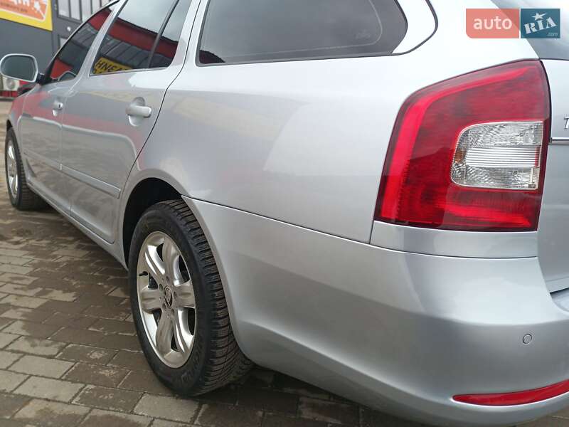 Универсал Skoda Octavia 2010 в Калуше