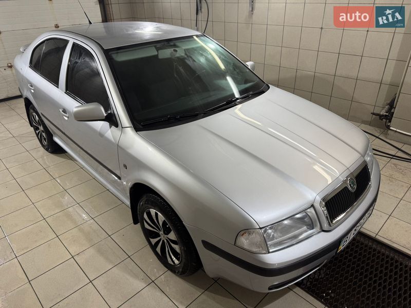 Лифтбек Skoda Octavia 2009 в Кременчуге