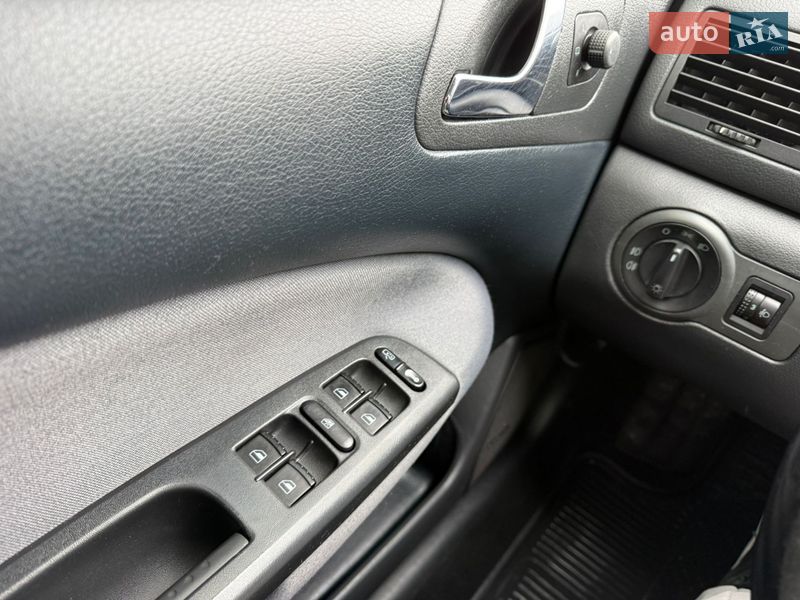 Лифтбек Skoda Octavia 2009 в Кременчуге