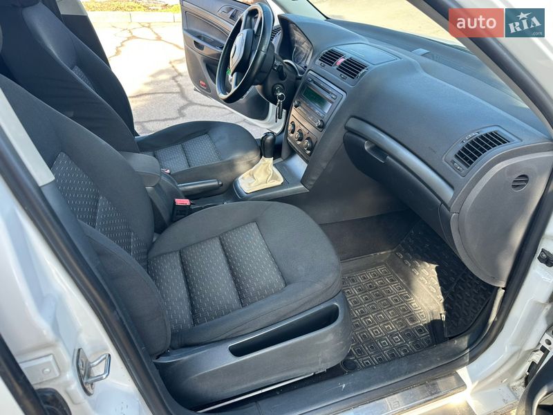 Лифтбек Skoda Octavia 2012 в Киеве