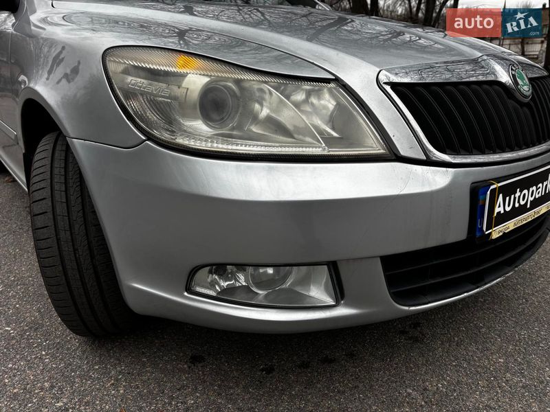 Лифтбек Skoda Octavia 2012 в Запорожье