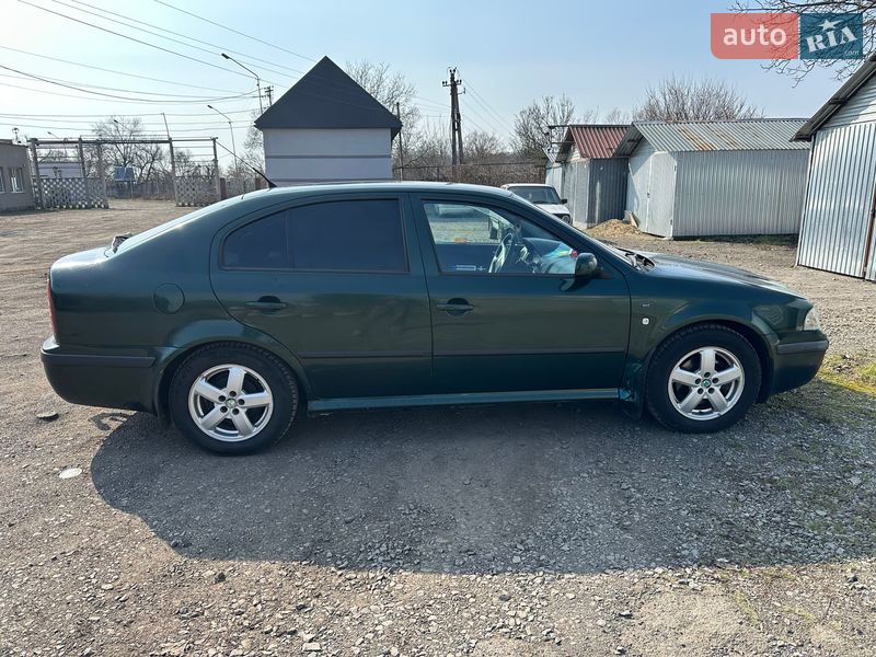 Лифтбек Skoda Octavia 2001 в Иршаве