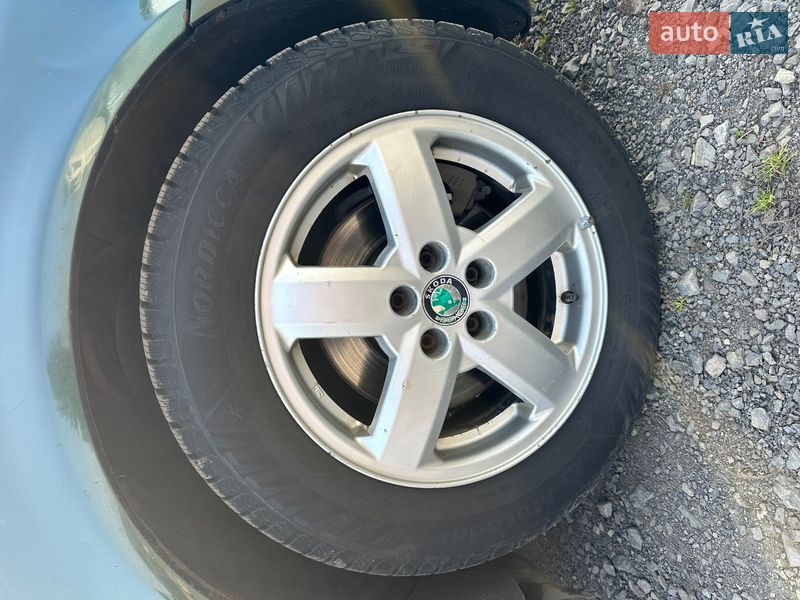 Лифтбек Skoda Octavia 2001 в Иршаве